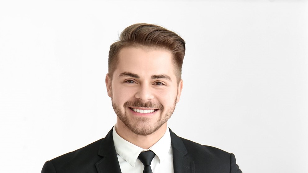 Business crop short haircut | conservative short professional mens hairstyle for corporate business settings
