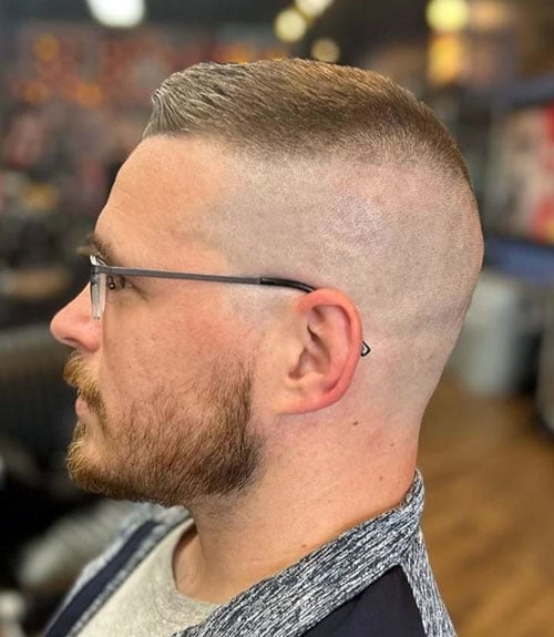 Low fade crop short haircut | short crop with low fade sides for professional modern business styling