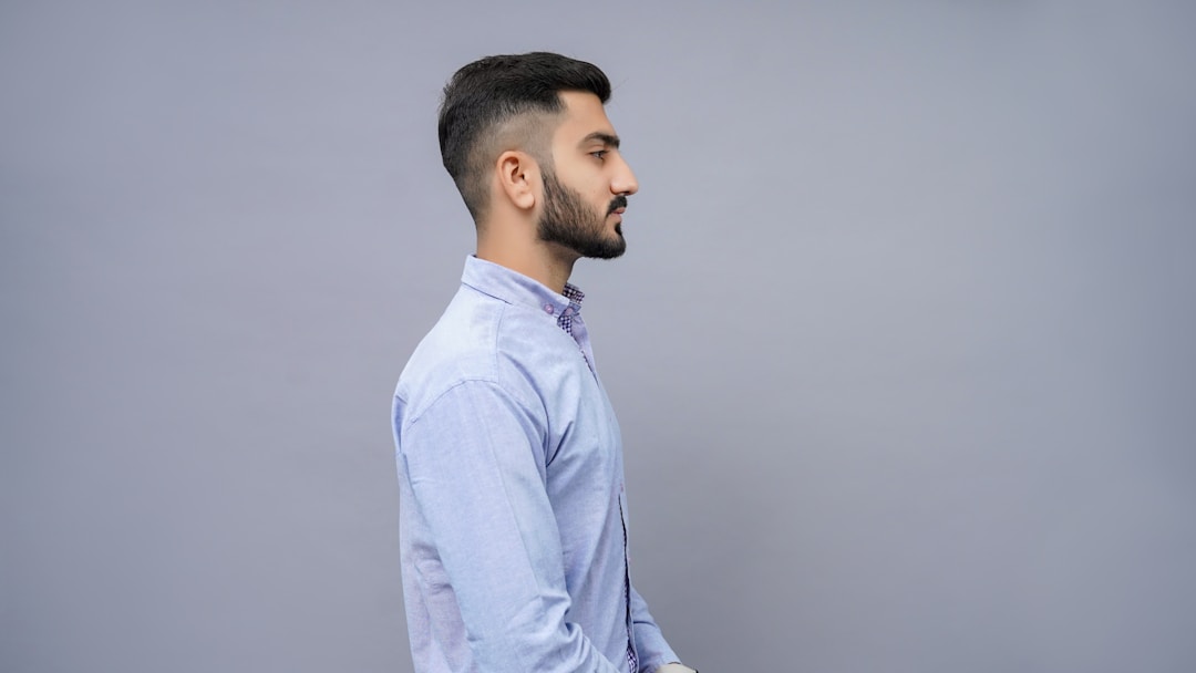 Medium Fade Haircut Modern Styles: Contemporary Trends