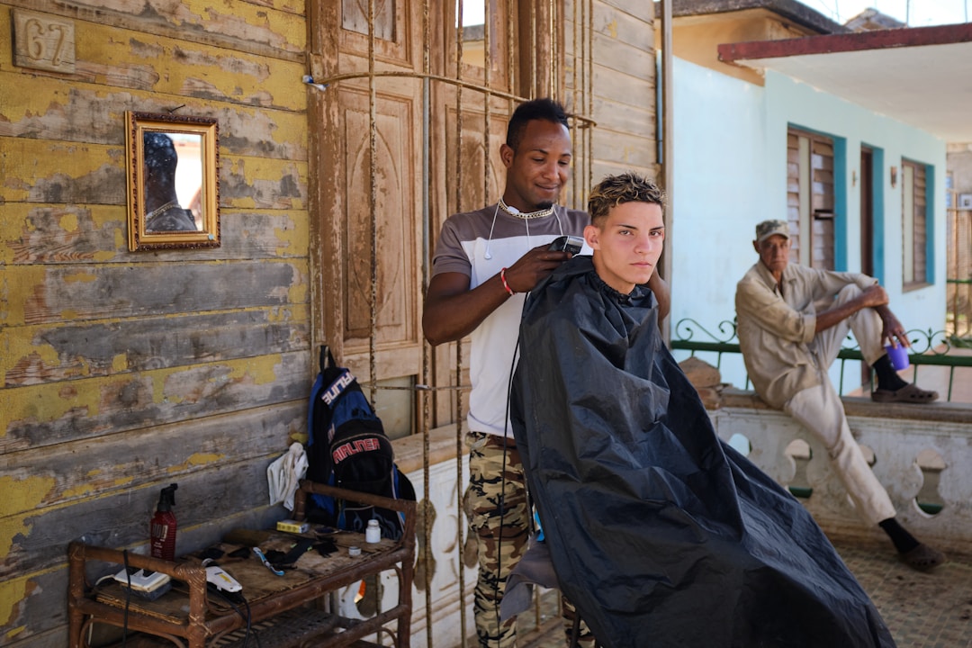 High and Tight Haircut Professional Precision: Expert Cuts