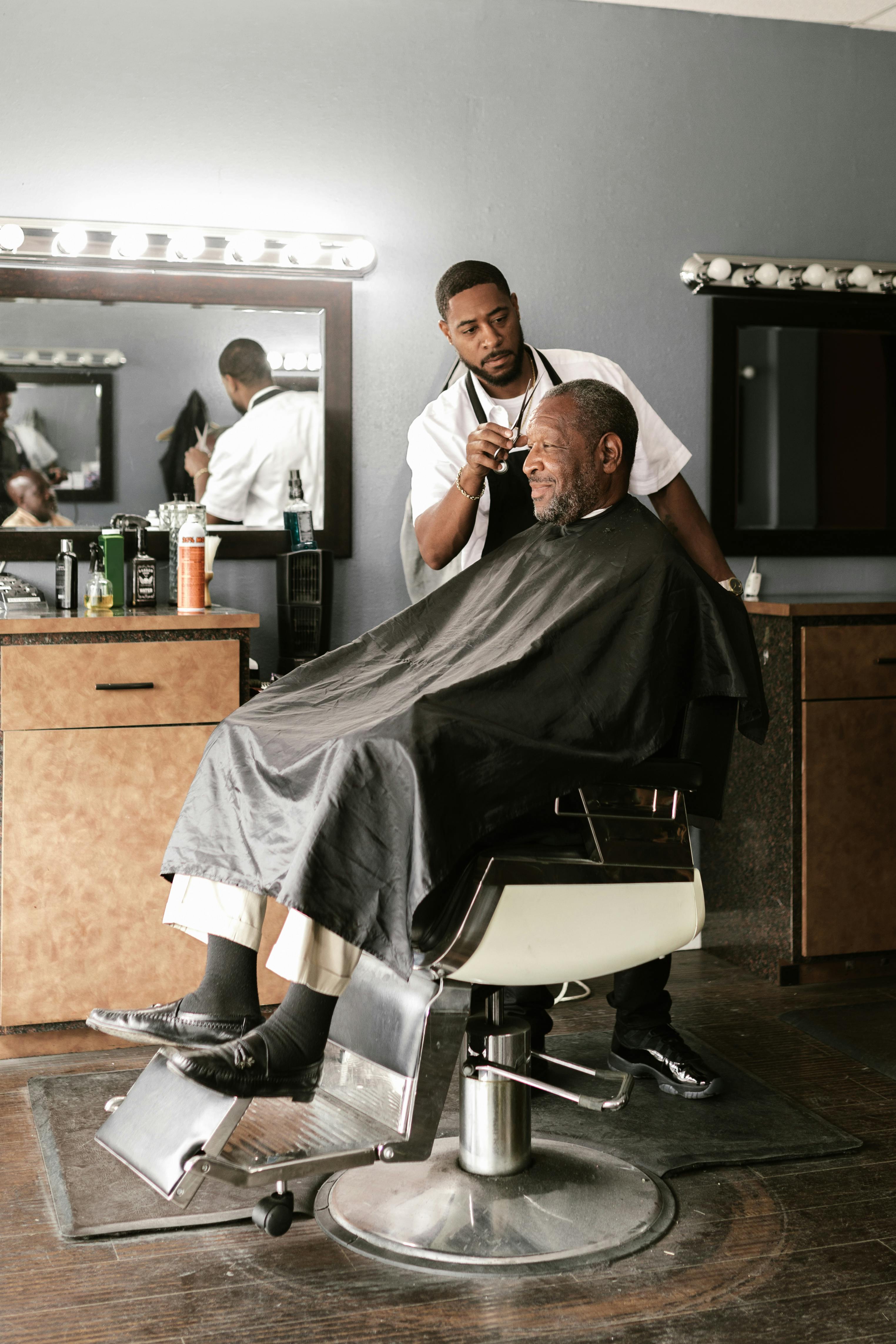 Senior citizen haircut service at DIDA barbershop Queens NYC - quality haircuts with special pricing